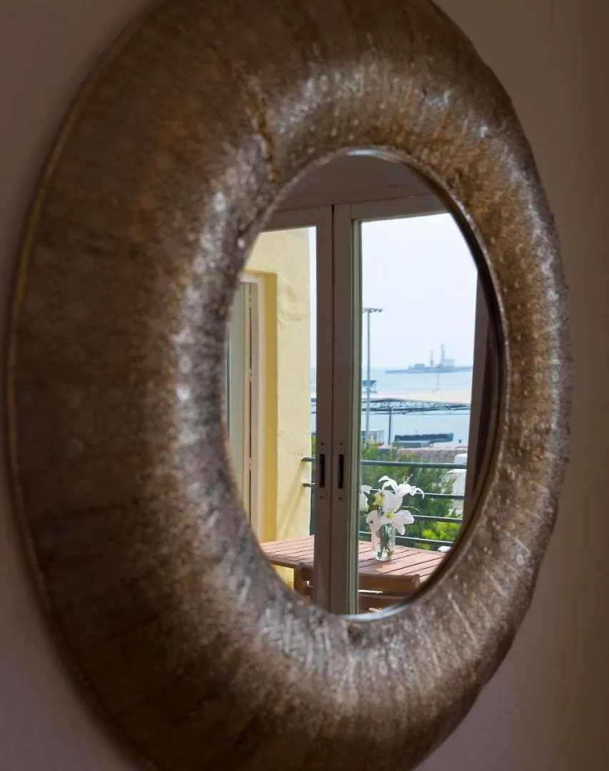 Holidays2Malaga Terraza & Junto Puerto Deportivo Appartement